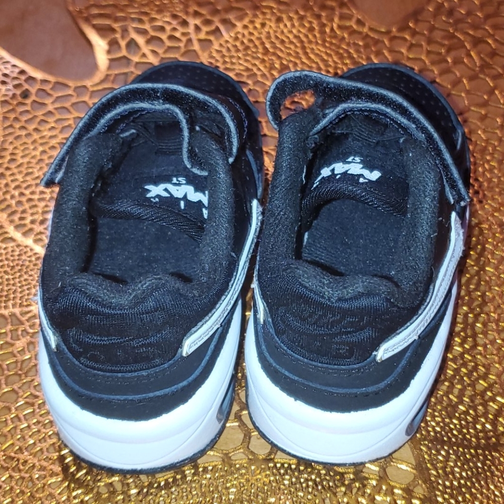 Nike Air Max ST toddler shoes - Picture 4 of 5